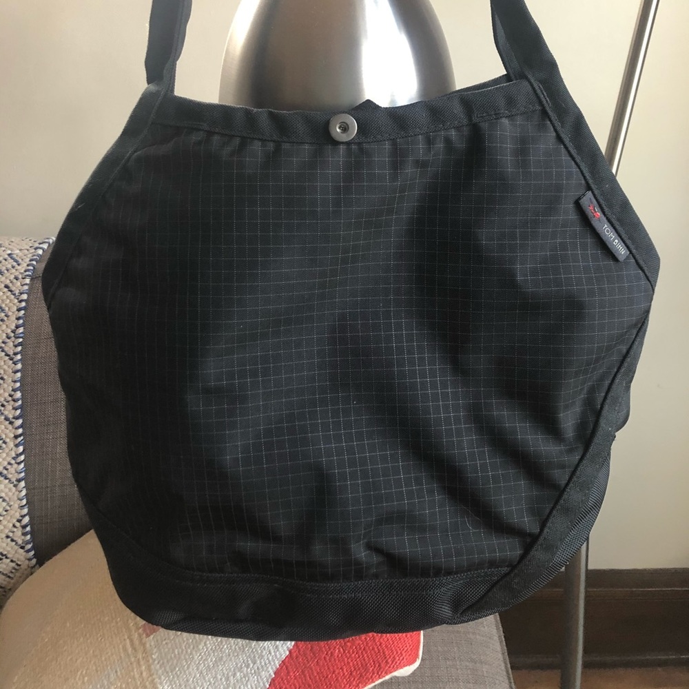 Tom Bihn Swift Tote